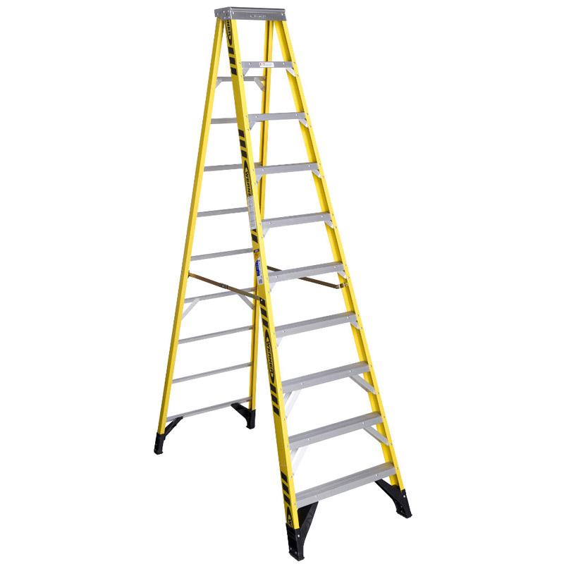 Werner 10 ft. H Fiberglass Step Ladder Type IAA 375 lb. cap.