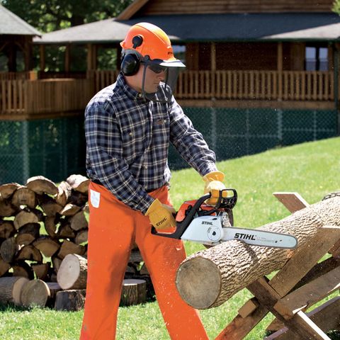 STIHL MS 211 18 in. 35.2 cc Gas Chainsaw Mfr# 11392000355US - Ace