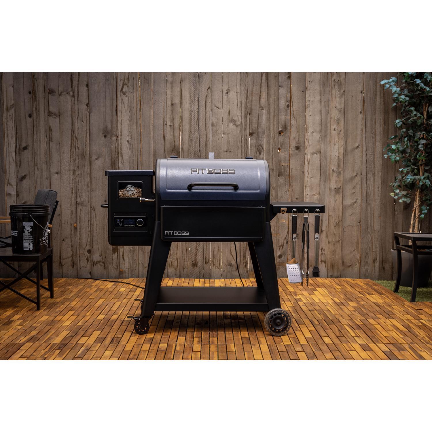 Pit Boss Navigator Vertical Pellet Smoker - Thumbnail 4