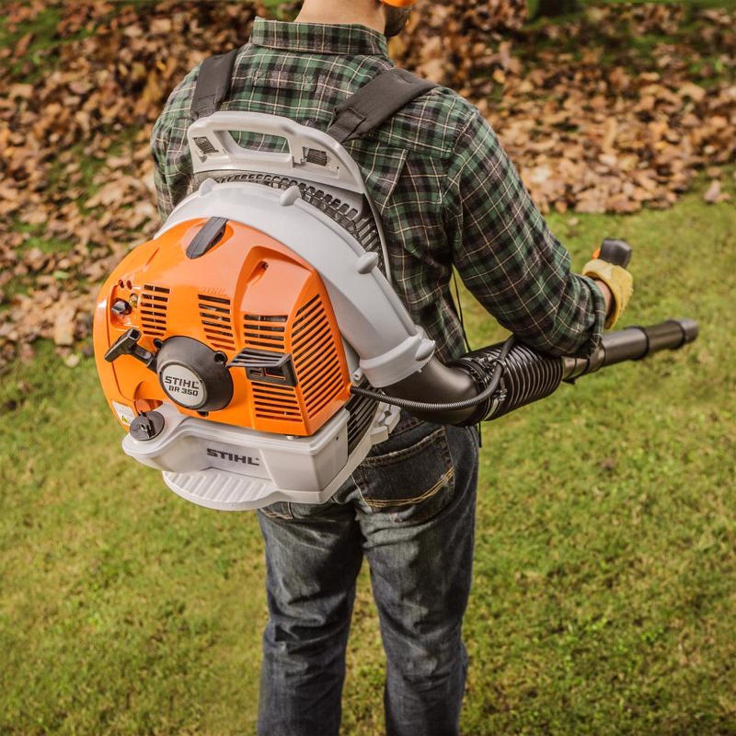 STIHL BR 350-Z Leaf Blower - Thumbnail 2