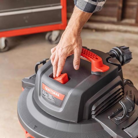 Craftsman 20 gal Corded Wet/Dry Vacuum 12 amps 120 V 6.5 HP Mfr