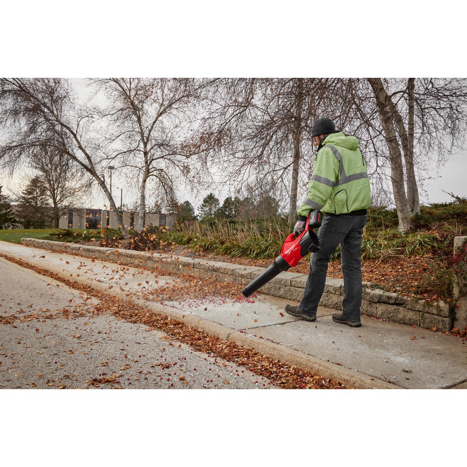Milwaukee M18 FUEL Leaf Blower - Thumbnail 5