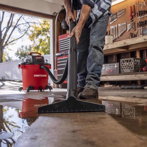 Craftsman 20 gal Corded Wet/Dry Vacuum 12 amps 120 V 6.5 HP Mfr