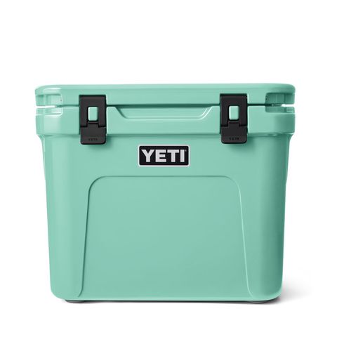 YETI Roadie 32 Seafoam Green 32 qt Roller Cooler Mfr# 10032450008