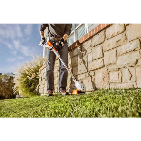 STIHL FSA 45 9 in. 18 V Battery String Trimmer Kit (Battery