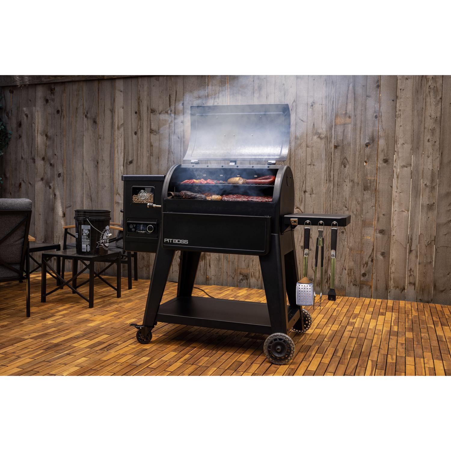 Pit Boss Navigator Vertical Pellet Smoker - Thumbnail 5