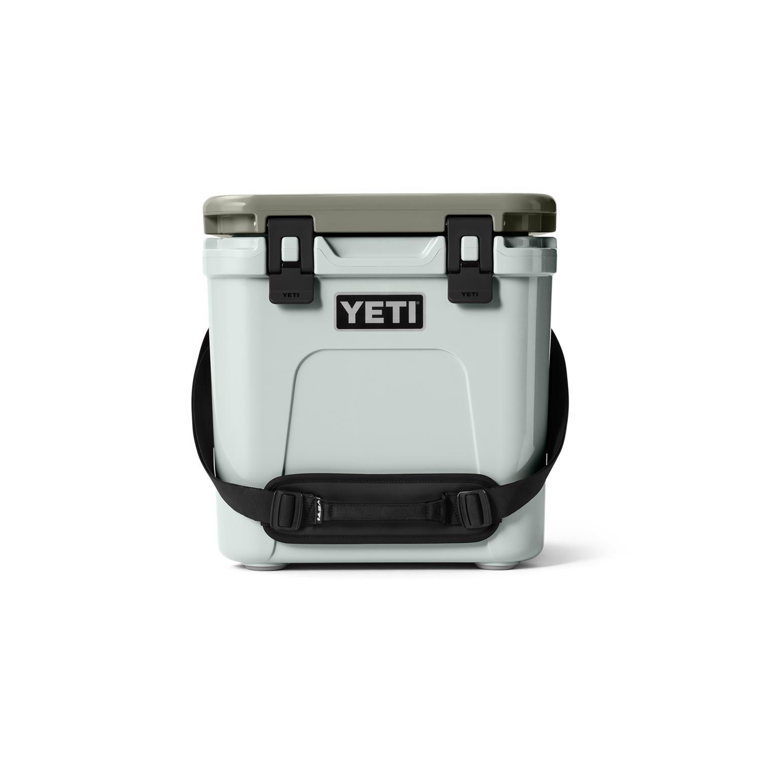 YETI Tundra 45 Black Forest Green 34 qt Hard Cooler Mfr