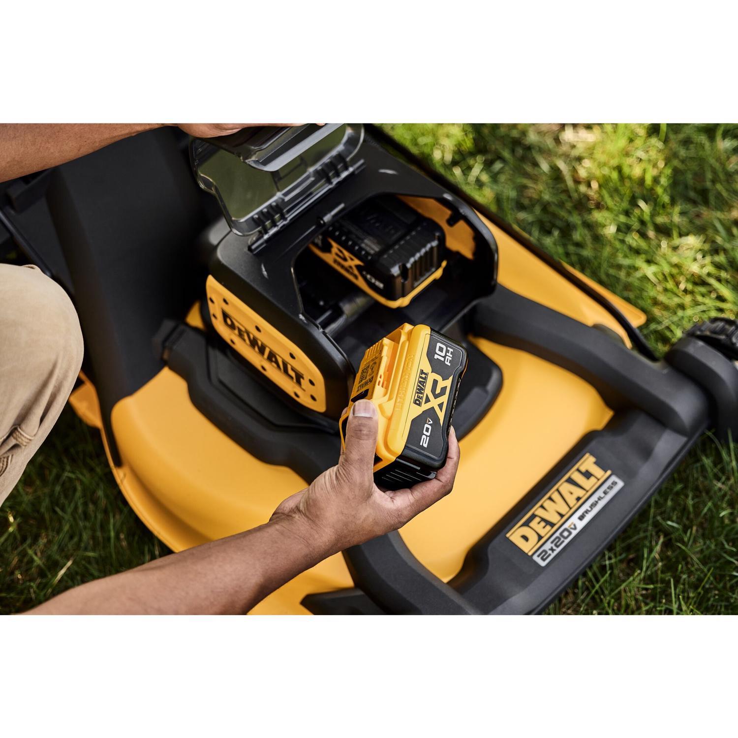 DeWalt 2X20V MAX 21 in. Next-Gen 3-in-1 Brushless RWD Self-Propelled Mower Kit - Thumbnail 4