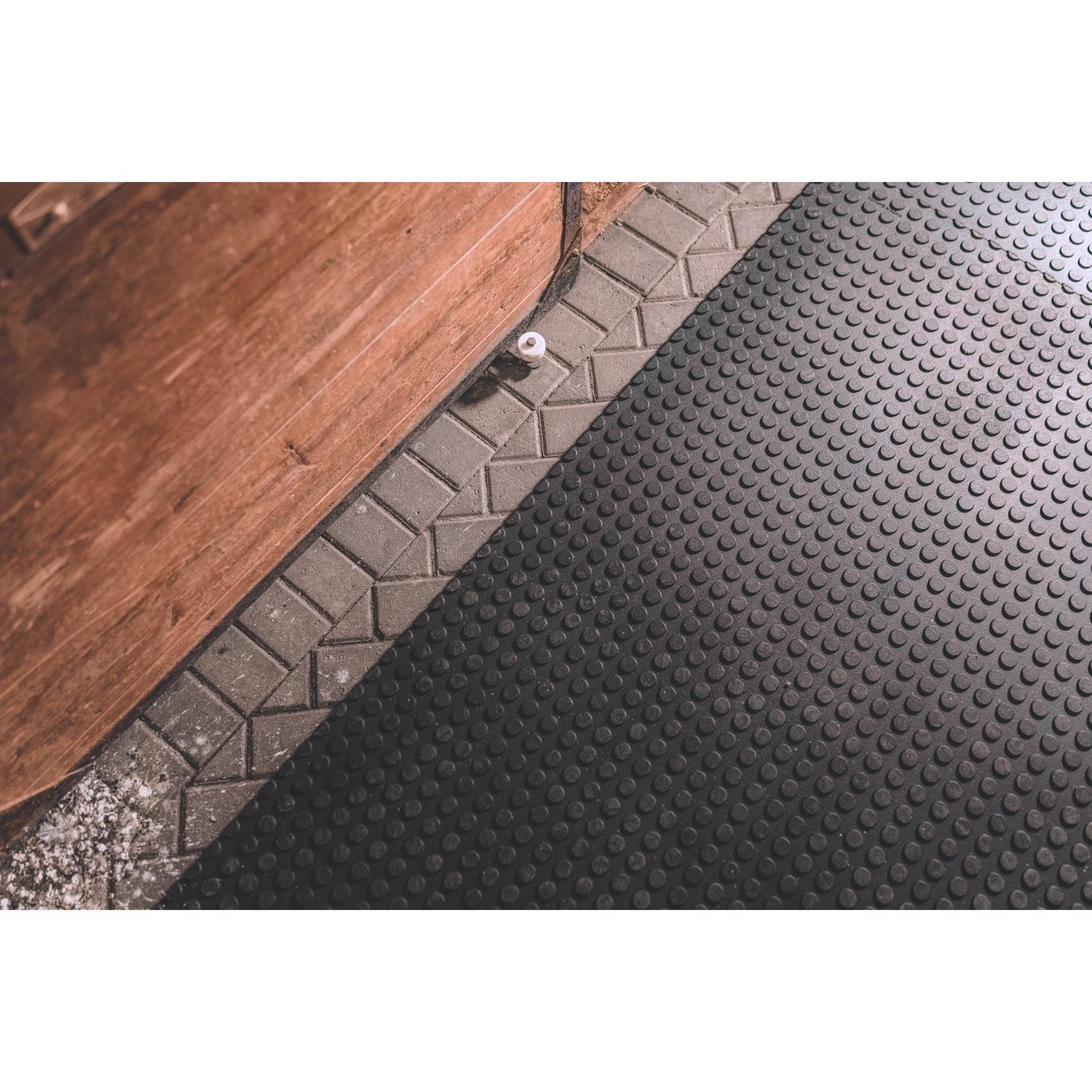 Red Barn 48 W X 72 L Black Anti Fatigue Rubber Utility Mat
