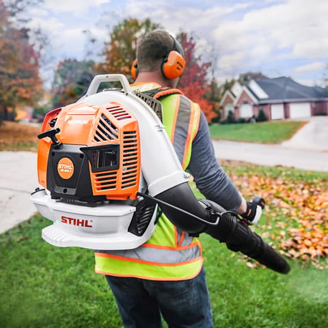 STIHL Magnum BR 800 X 239 mph 912 CFM Gas Backpack Leaf Blower Mfr
