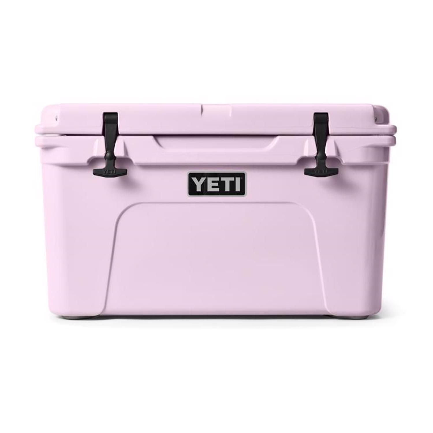 YETI tundra 45  タンドラ YETI Tundra 45 White 34 qt Hard Cooler Mfr# 10045020000 - Ace Hardware