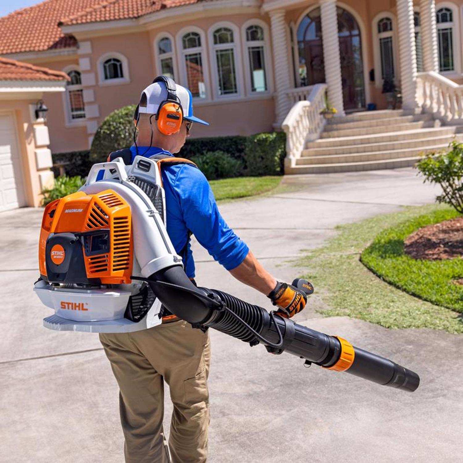 STIHL Magnum BR 800 C-E 239 mph 912 CFM Gas Backpack Leaf Blower