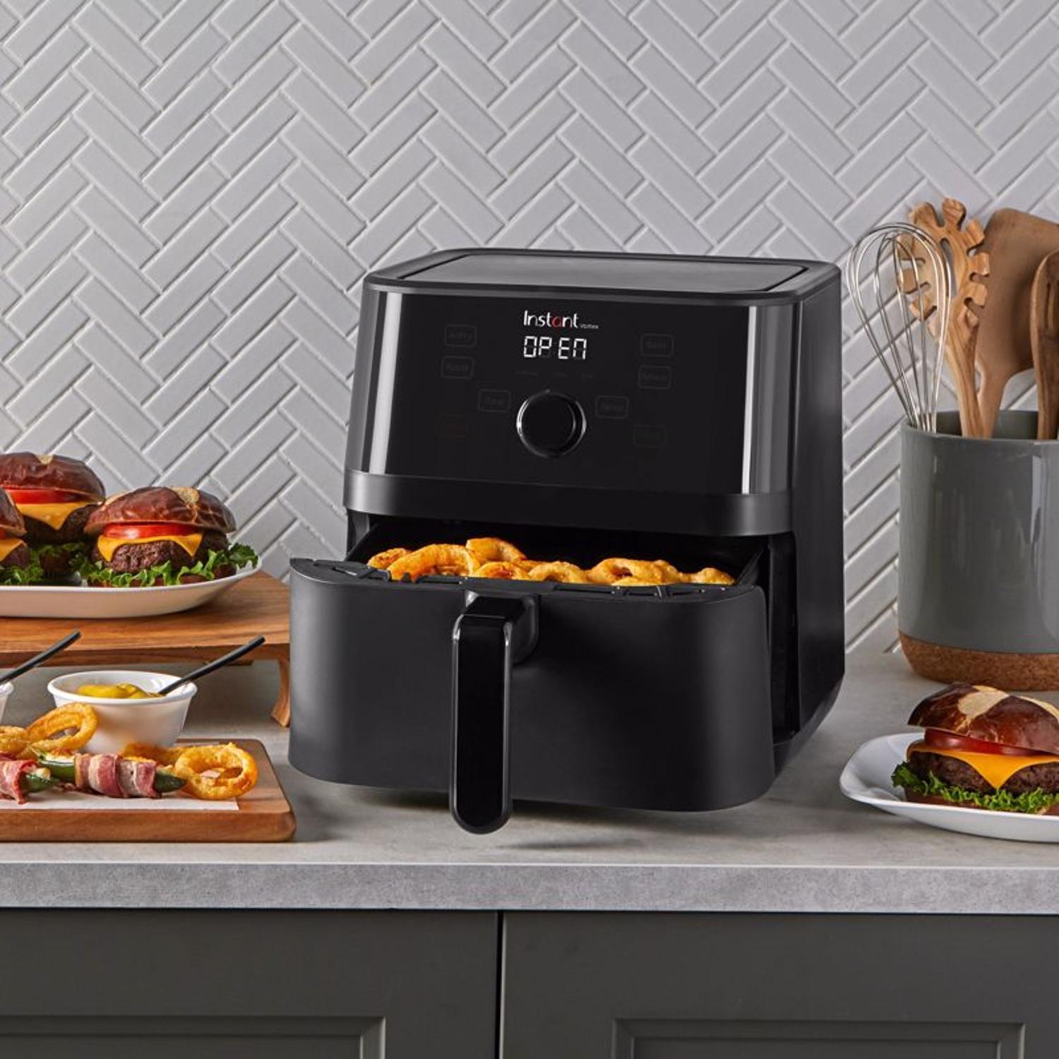 Instant Vortex 5.7 qt Digital Air Fryer - Thumbnail 3