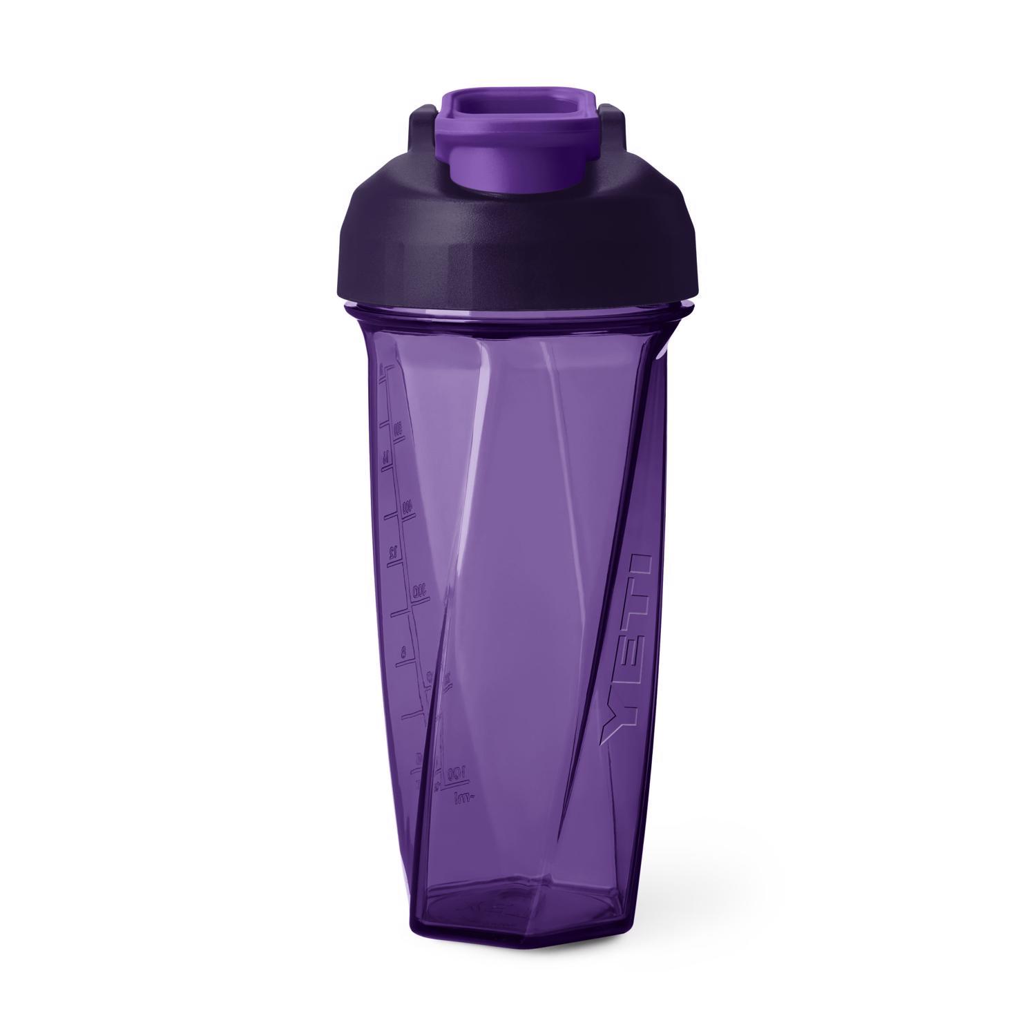 YETI Yonder 27 oz Navy BPA Free Shaker Bottle Mfr# 21071508848