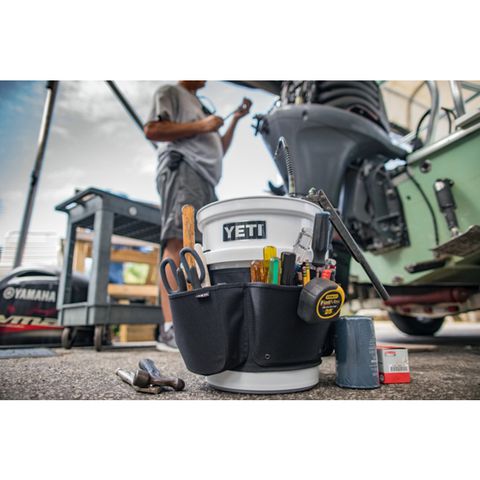 YETI LoadOut QuadPocket Bucket Belt Black Mfr# 26010000247 - Ace