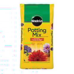 Miracle-Gro Flower and Plant Potting Mix 50 qt
