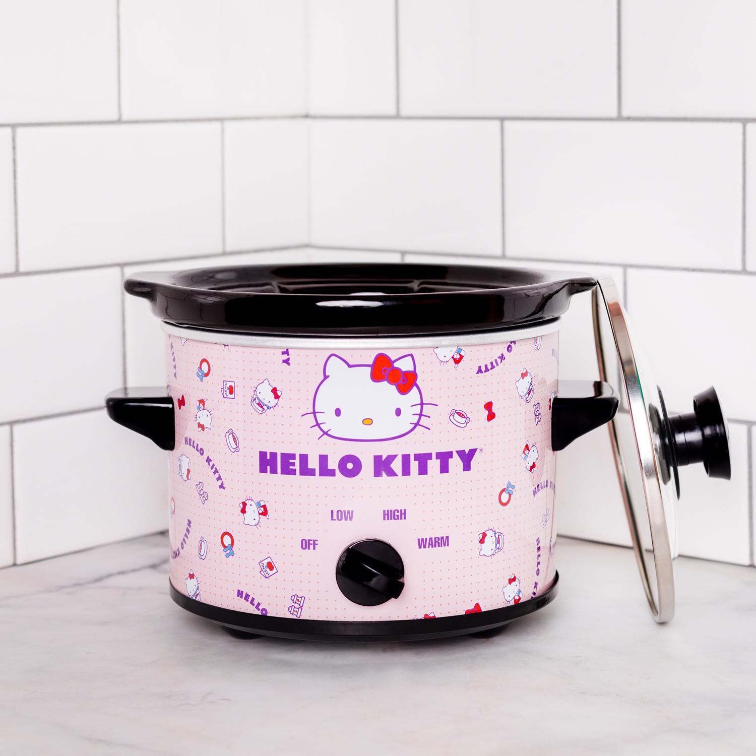 Uncanny Brands Hello Kitty 2 qt Aluminum Slow Cooker - Thumbnail 2