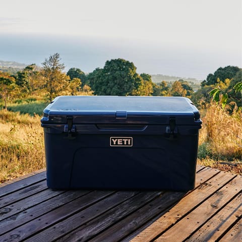 YETI Tundra 65 Navy 48 qt Hard Cooler Mfr# 10065200000 - Ace Hardware
