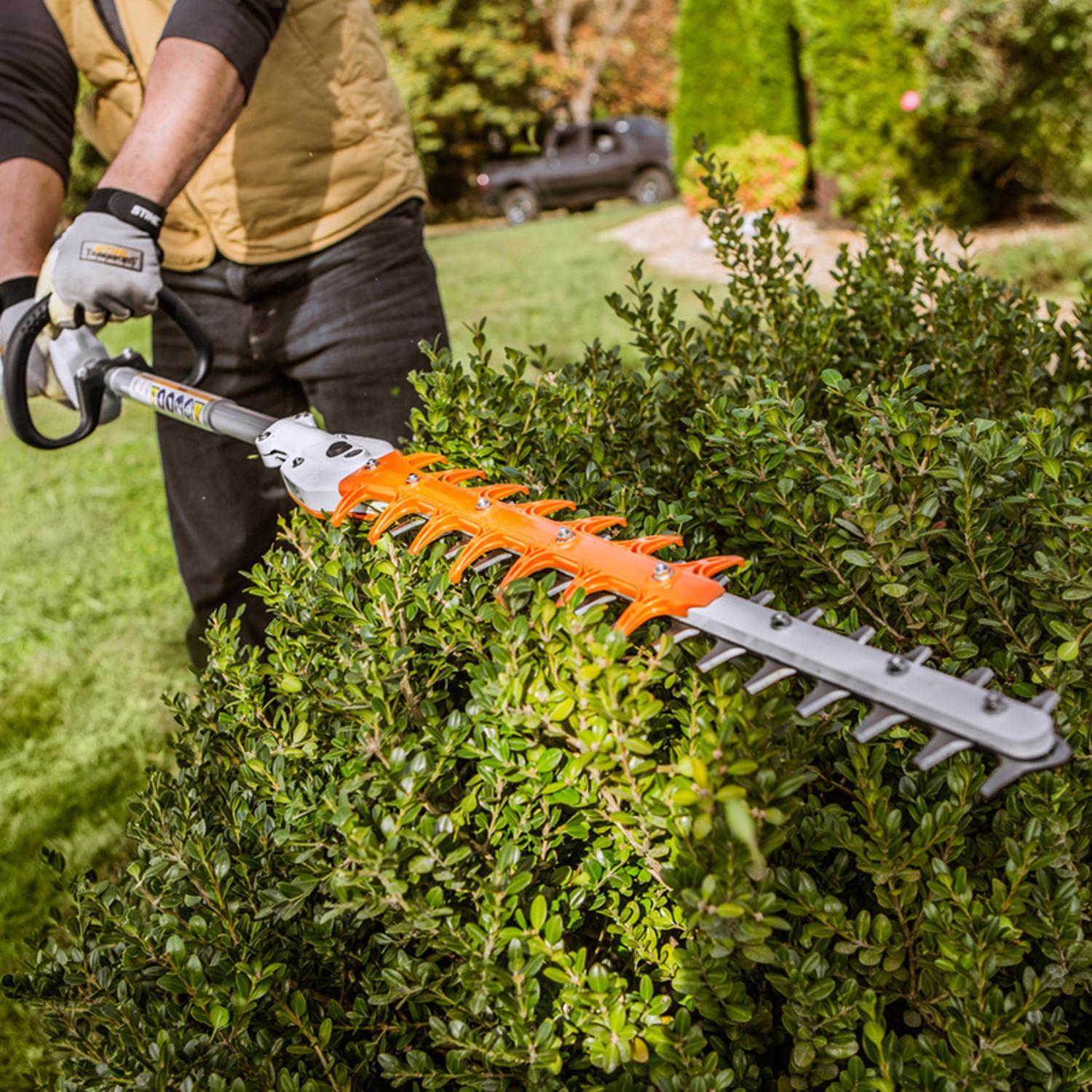 STIHL HL 56 K 20 in. Gas Pole Hedge Trimmer Mfr# 42362000000US