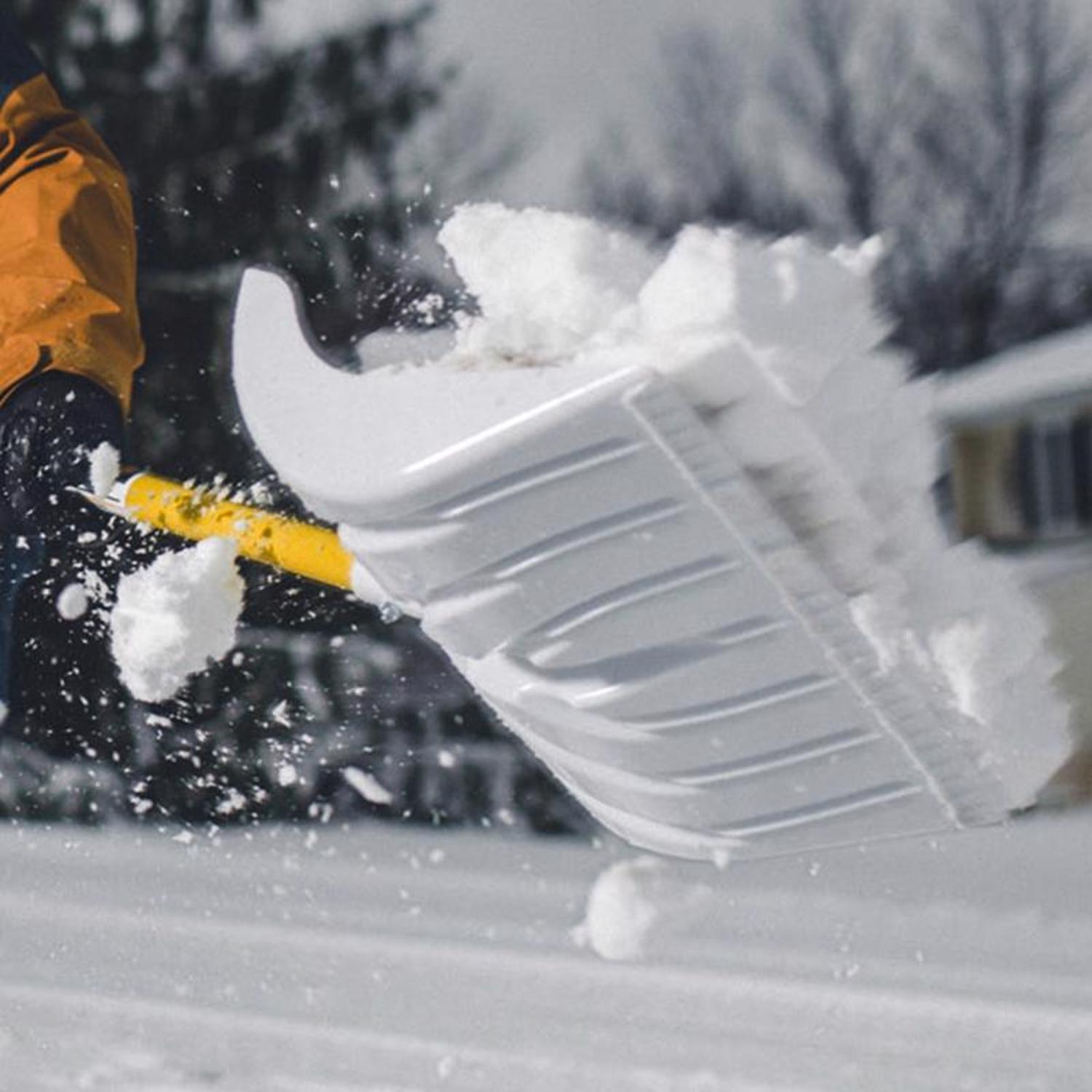 The Snowplow Snow Pusher - Thumbnail 4