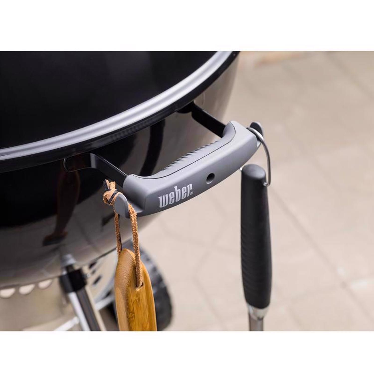 70th Anniversary Edition Kettle Charcoal Grill 22″ - Thumbnail 4