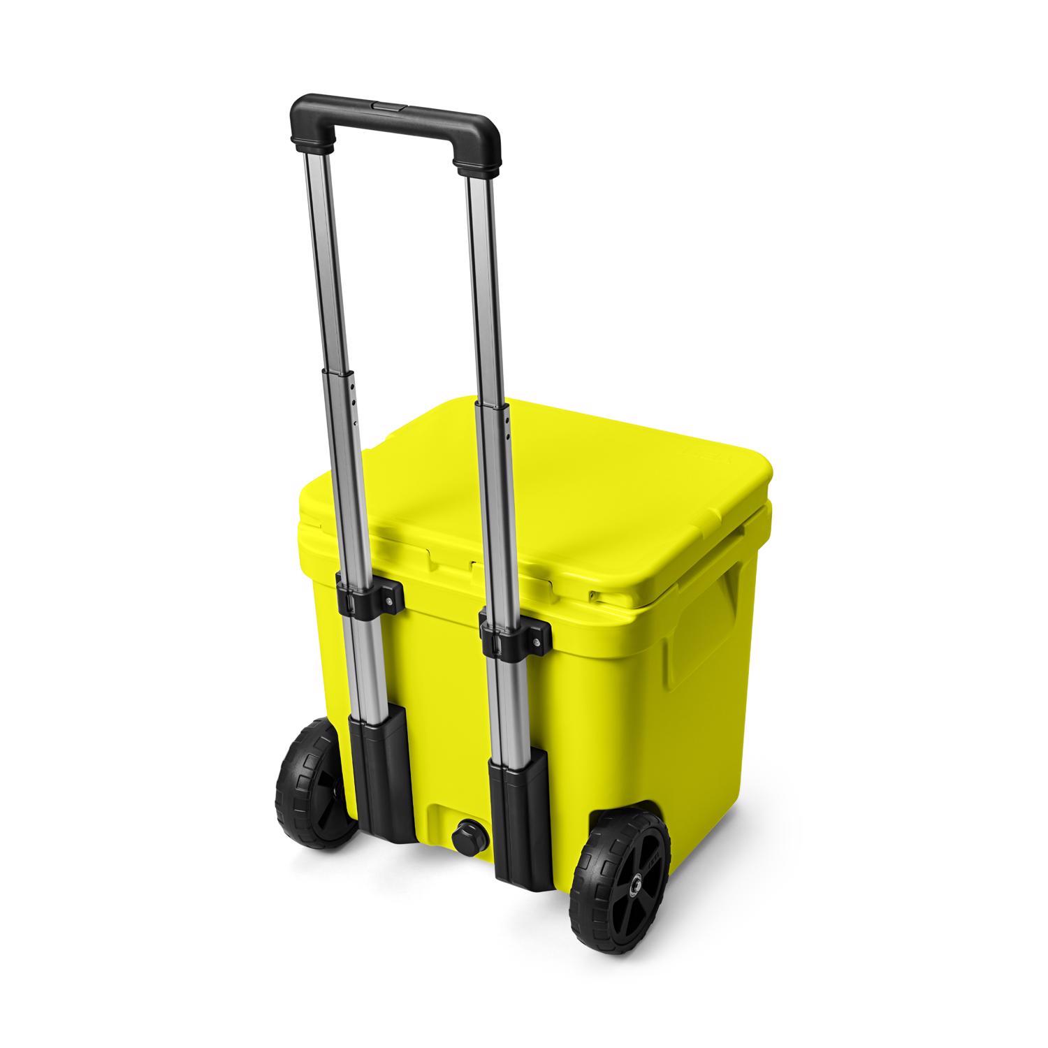 YETI Roadie Roller Cooler - Thumbnail 3
