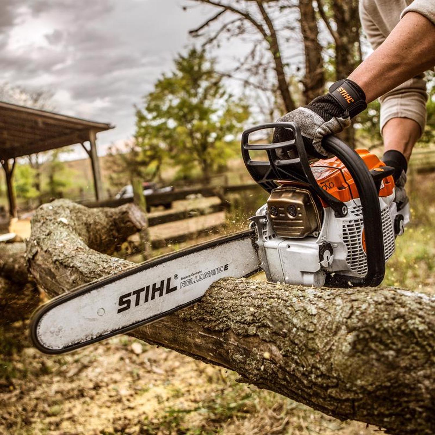 STIHL MS 261 C-M 20 in. 50.2 cc Gas Chainsaw Mfr# 11412224002