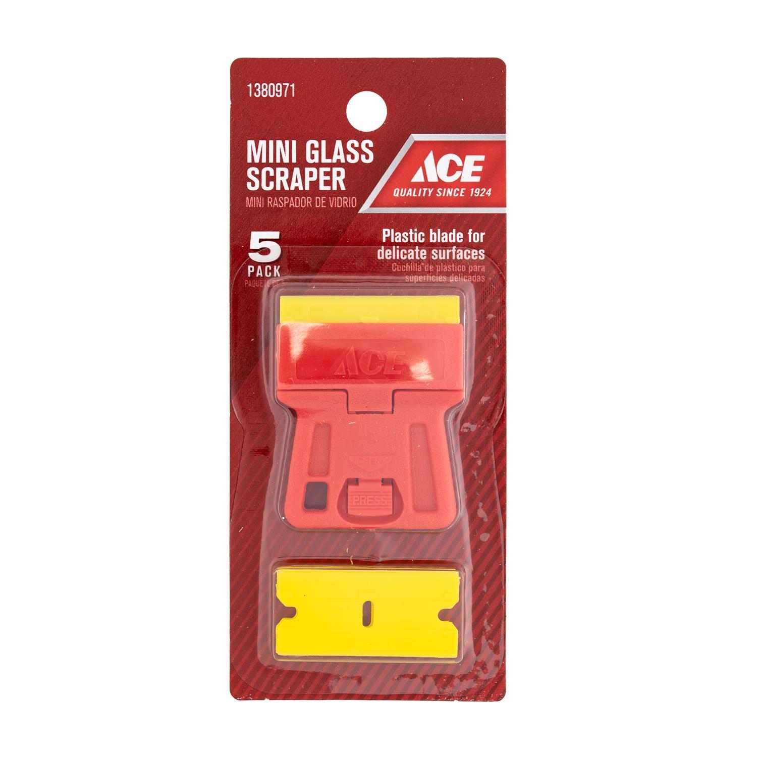 Robin' Plastic Ice Scraper (IC00018826) | UK