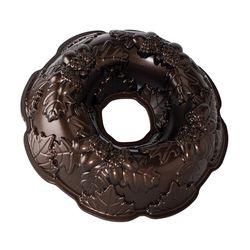 Nordic Ware 12 in. W X 12 in. L 12 in. Autumn Wreath Bundt Pan Brown 1 pc