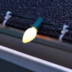 Celebrations Outdoor Christmas Light Gutter/Shingle Gutter Hooks 100 pk