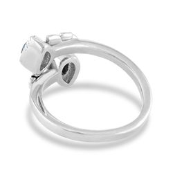 Montana Silversmiths Women's Heirloom Petals Turquoise Ring