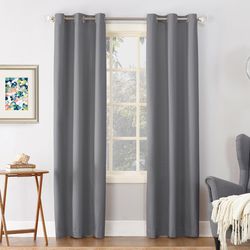 Sun Zero Thermal Insulated Room Darkening Grommet Gray Curtain 40 in. W X 84 in. L