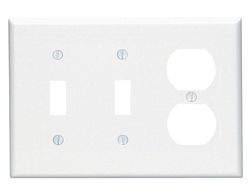 Leviton White 3 gang Plastic Duplex/Toggle Wall Plate 1 pk