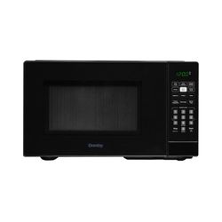 Danby 0.9 cu ft Black Microwave 900 W
