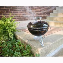 Weber 14 in. Smokey Joe Charcoal Charcoal Grill Black