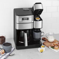 Cuisinart 12 cups Black/Silver Coffee Maker