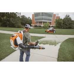 STIHL BRA 600 246 mph 789 CFM Battery Backpack Backpack Blower Tool Only