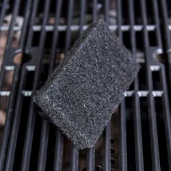 Charbroil Griddle Scouring Pad 3.1 in. H X 4.5 in. L X 6.1 in. W 1 pk