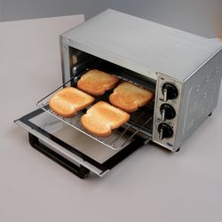 Hamilton Beach Stainless Steel Silver 4 slot Toaster Oven 8.7 in. H X 11.5 in. W X 15 in. D