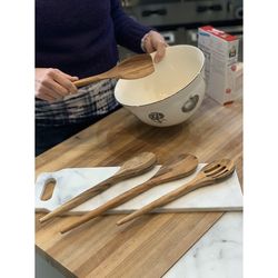 Ironwood Brown Acacia Wood Turner
