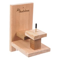 Audubon Cedar Corn Cob Feeder 1 ports
