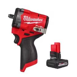 Milwaukee M12 FUEL Stubby 3/8 Impact Wrench w 5Ah Battery Pack