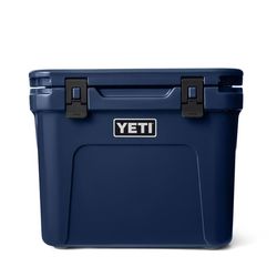 YETI Roadie 32 Navy 32 qt Roller Cooler
