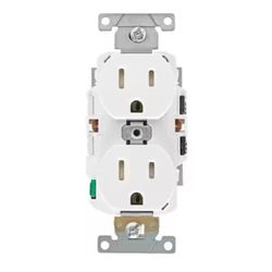 Leviton Lever Edge 15 amps 125 V White Outlet 5-15R 1 pk