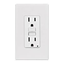 Leviton SmartlockPro 15 amps 125 V Duplex White GFCI Outlet 5-15R 1 pk