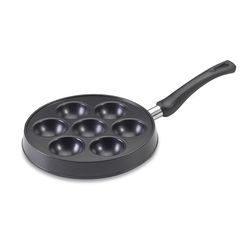 Nordic Ware Cast Aluminum Baking Pan
