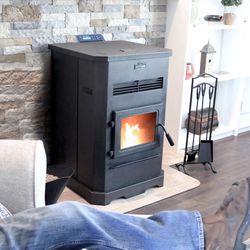 Cleveland Iron Works EPA Certified 2500 sq ft Wood Pellet Stove 130 lb. cap. Hopper