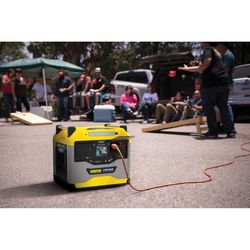 Champion 1600 W Portable Power Station