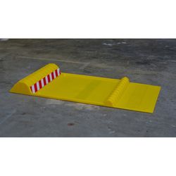 Maxsa Park Right Yellow Parking Mat Guide 1 pk