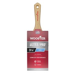 Wooster Ultra/Pro 3-1/8 in. Firm Chiseled Varnish Brush